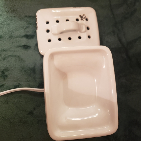 Scentsy "Gather Together" Element Wax Warmer Farmhouse Ceramic - Picture 5 of 7